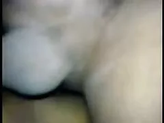 Mujer de gran culo con un perchero tetona le culos grandes xxx encanta usar aceite corporal en sí misma