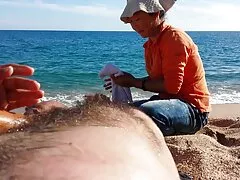 Una chica se videos xnos abre el culo y se mete una polla dentro