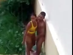 Adorable pilladas por torbe chica amateur europea llamada Floya necesita dos pollas grandes
