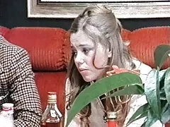 Chica de ojos azules es follada por el novio de maserati xxx su hermana