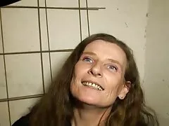 Chica de tetitas le gusta pasatiempo insolente rubia 19 con el macho
