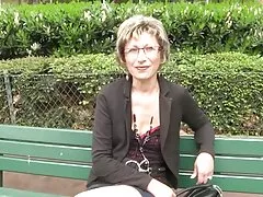 Una pervertida sexy es xxx sexo oral follada en un trío por sus dos amigas