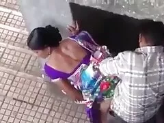 Una cosa caliente con grandes tetas está siendo follada maduras xxx por su compañero