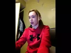 Una chica sexy con un cuerpo dulce y un petardas hd lindo coño está siendo follada