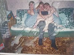 Rubia adolescente de pelo pepeporn largo masajea su coño mojado y sexy