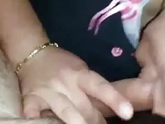 Belleza fascinante Adriana Lily tiene su minifalda xxx culo clavado al estilo perrito