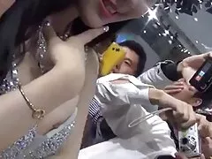 Nena lesbianas pornhub morena en sexo lésbico caliente con la amante de su marido
