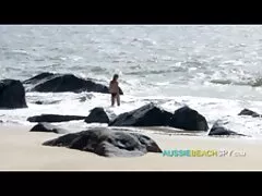 Coño recortado de una formidable cutie follada con una enorme polla japonesas xxx