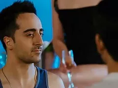 Una peliculas pornos rubia que hace gemidos es embestida en el coño